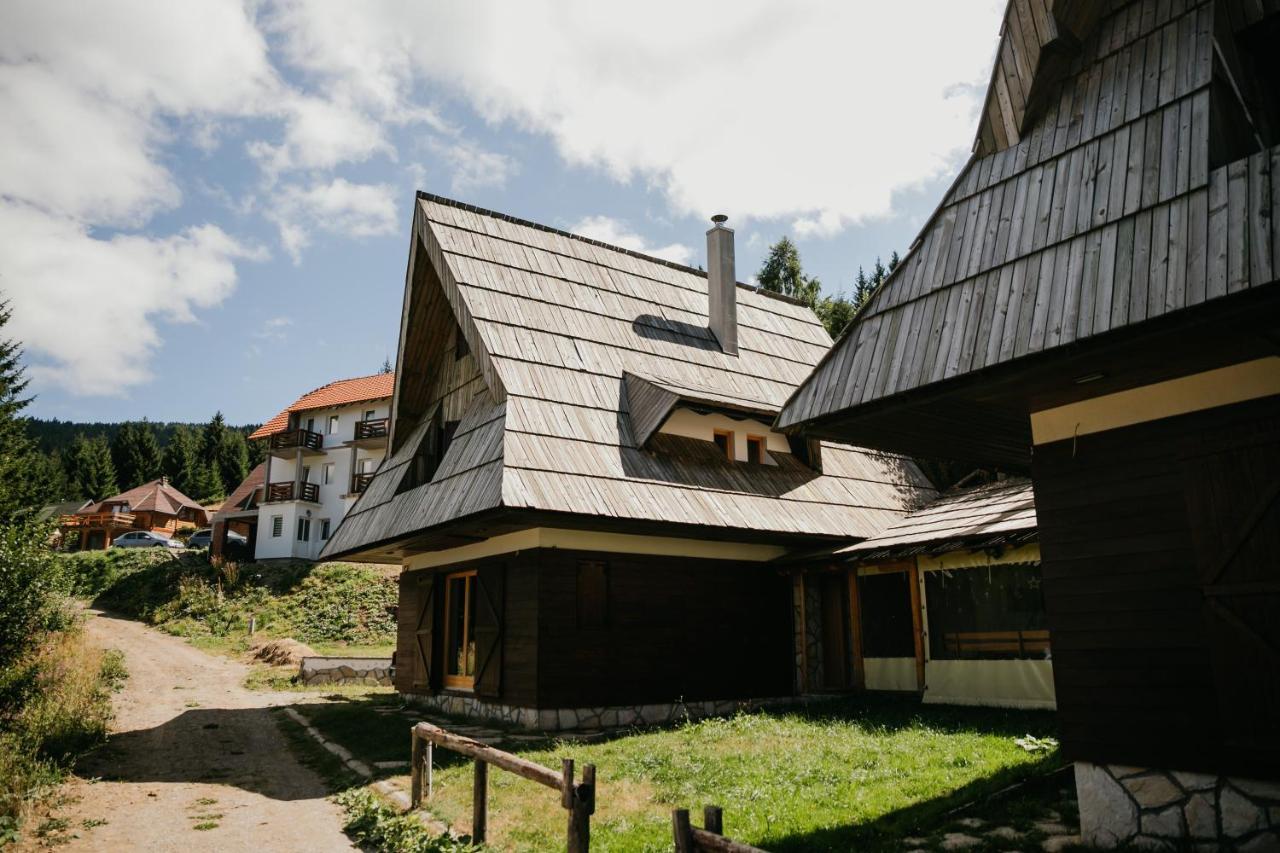 Holiday Home Elena โคเปานิก ภายนอก รูปภาพ