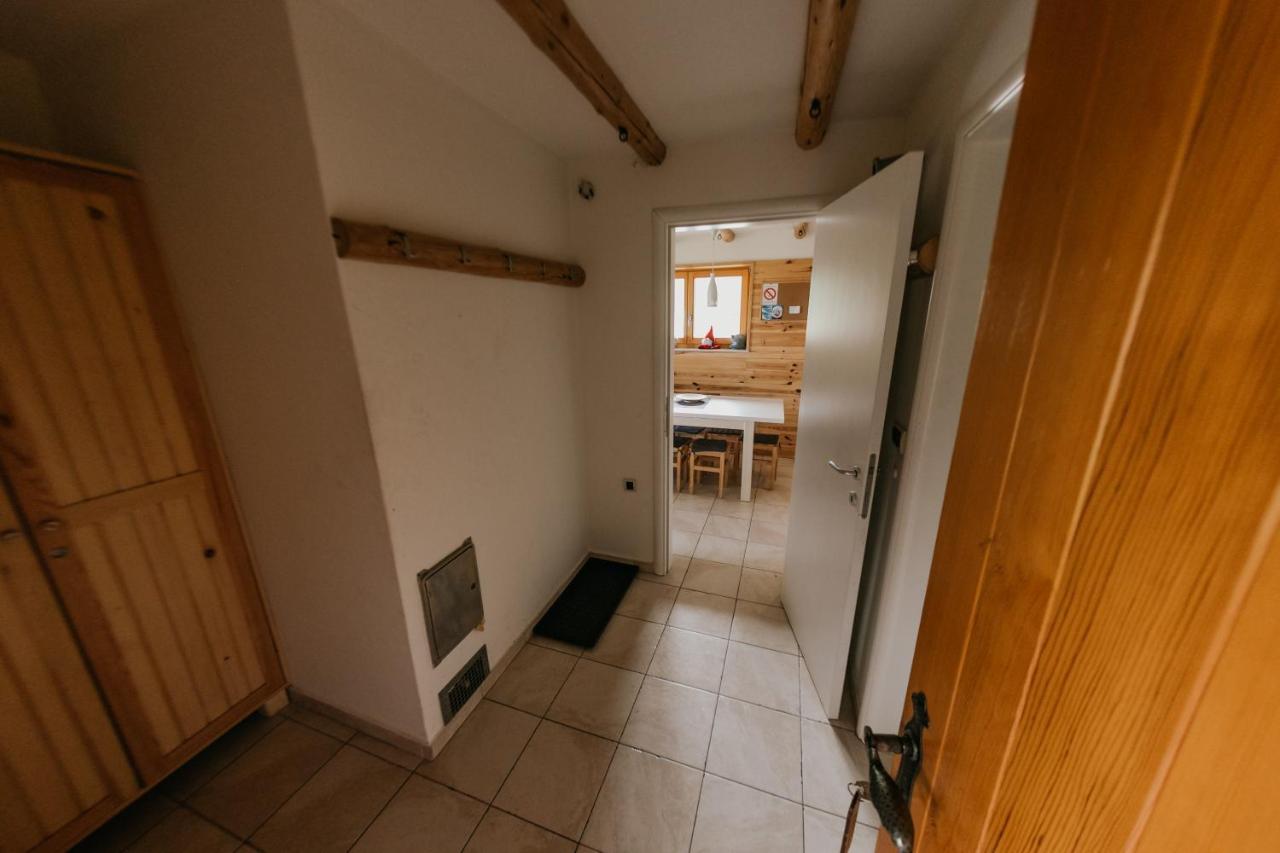 Holiday Home Elena โคเปานิก ภายนอก รูปภาพ