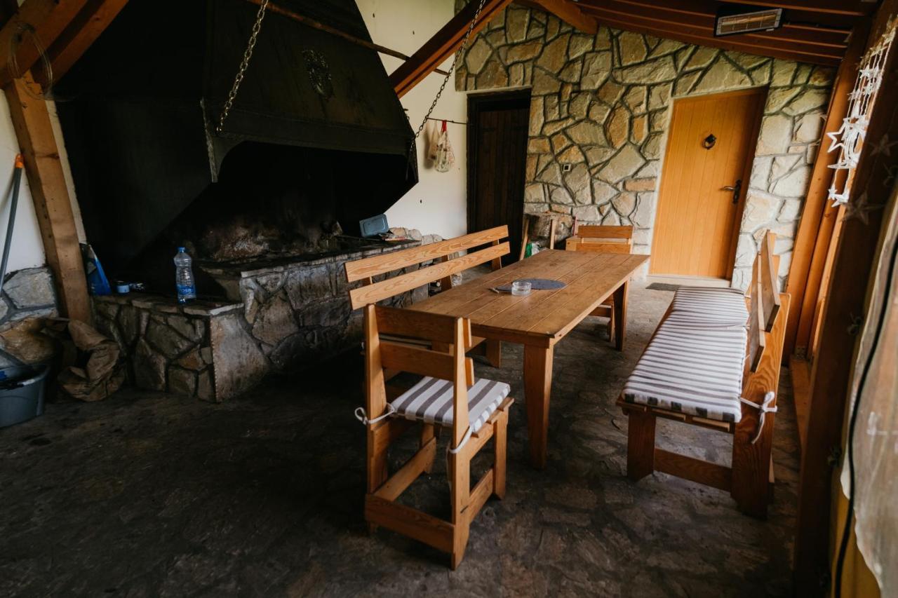 Holiday Home Elena โคเปานิก ภายนอก รูปภาพ